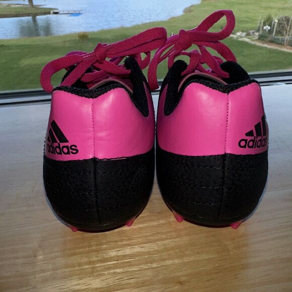 Kids Youth Size 2 Adidas Pink Black Lace Up Soccer Sports Cleats - Picture 3 of 5